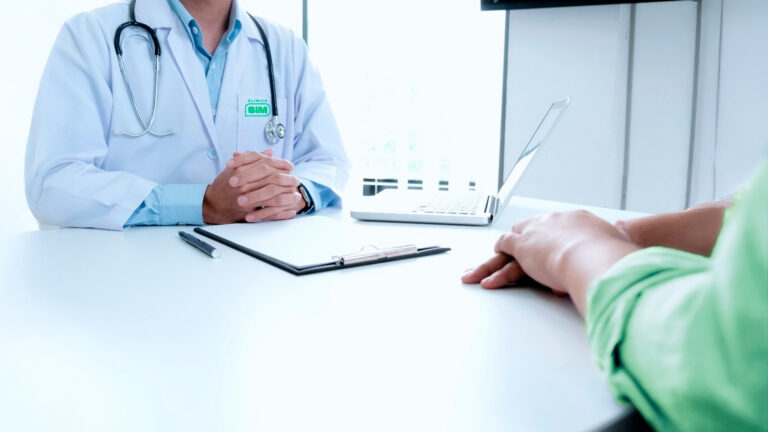 saúde: clínico geral ou médico especialista?