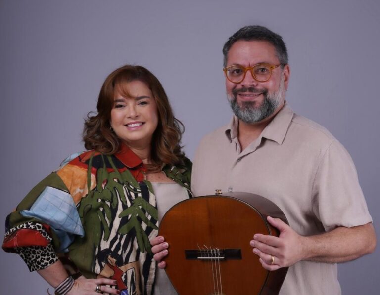 Show Buarque-se, Marina Duarte, Renato Bandeira, Alma Arte Café