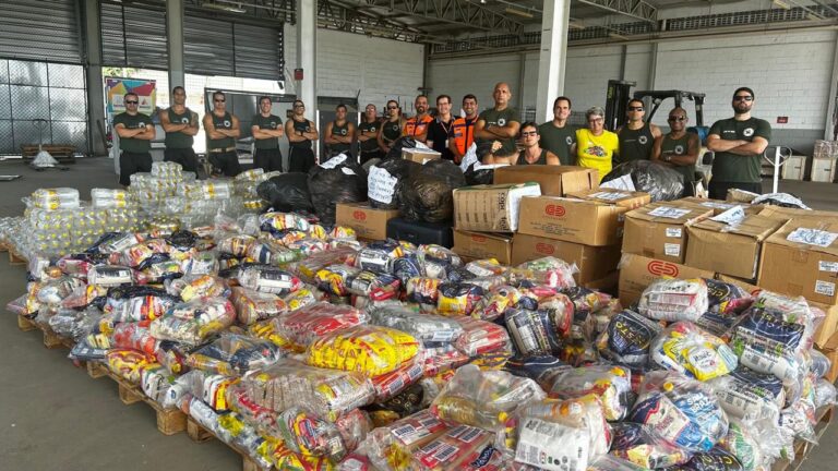 vítimas chuvas Recife, Instituto Vizinhos Solidários, campanha SOS Chuvas