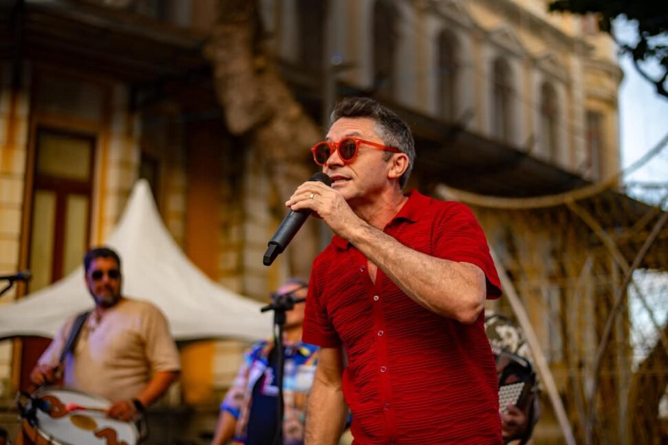 Forró autêntico, São João Pernambuco, Roberto Cruz, shows juninos, Bom Jardim, Caruaru, Recife
