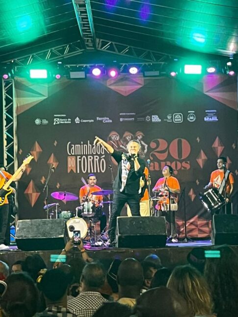Caminhada Forró, Rogério Rangel, Recife Antigo, Música nordestina, Eventos juninos, Cultura pernambucana