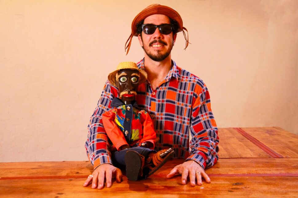 mamulengo Recife, cultura popular, Adiel Luna, Teatro de Boneco, mercados públicos, arte pernambucana