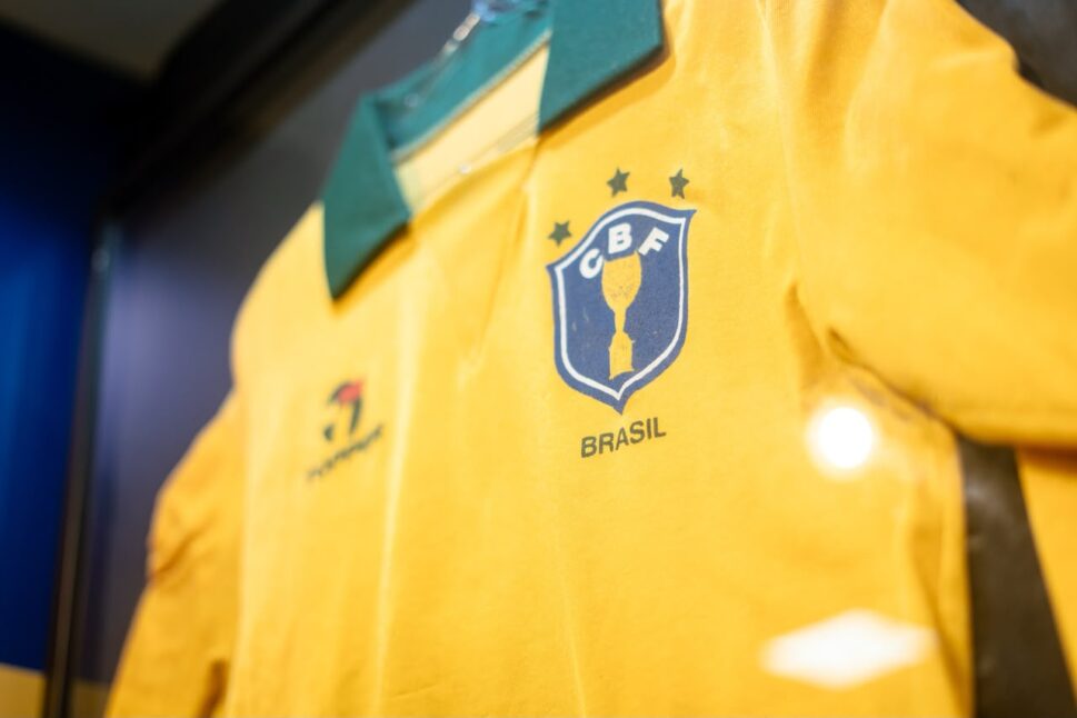 exposição futebol, camisas históricas, colecionismo, Copa do Mundo, Shopping Boa Vista, Antonio Botelho