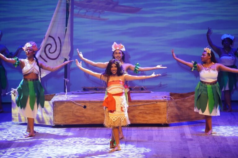 Teatro infantil, musicais infantis, Teatro Beberibe, espetáculos Recife, férias crianças, cultura Pernambuco