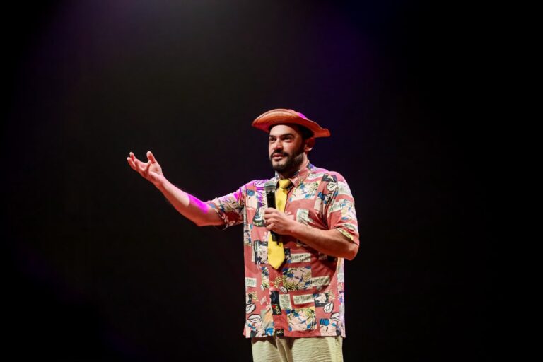 Matheus Ceará, humorista Recife, show de humor, Teatro RioMar, Desculpa eu Ter Vindo, stand-up comedy