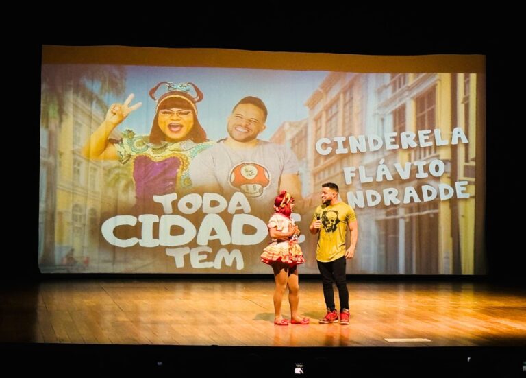 comédia Recife, Flávio Andradde, Cinderela, Teatro Boa Vista, humor pernambucano, espetáculo