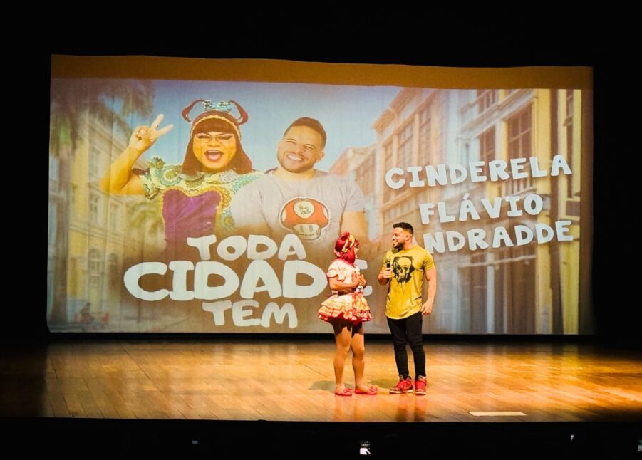 comédia Recife, Flávio Andradde, Cinderela, Teatro Boa Vista, humor pernambucano, espetáculo